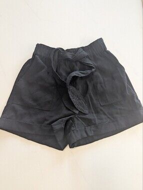 FB Sister Women’s High Rise Paperbag Shorts Black Size Small Tie Belt